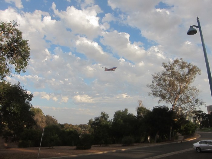 Southwest 737 approaches Lindbergh Field