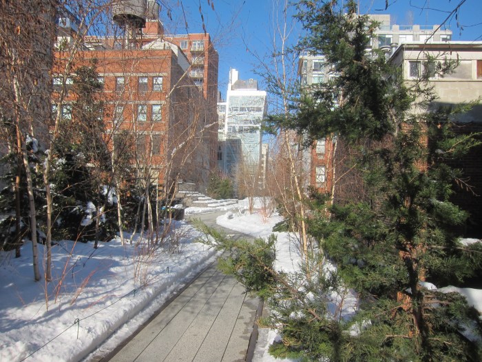 The High Line, facing North