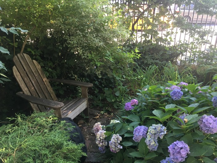 3-Liz Christie Chair SE